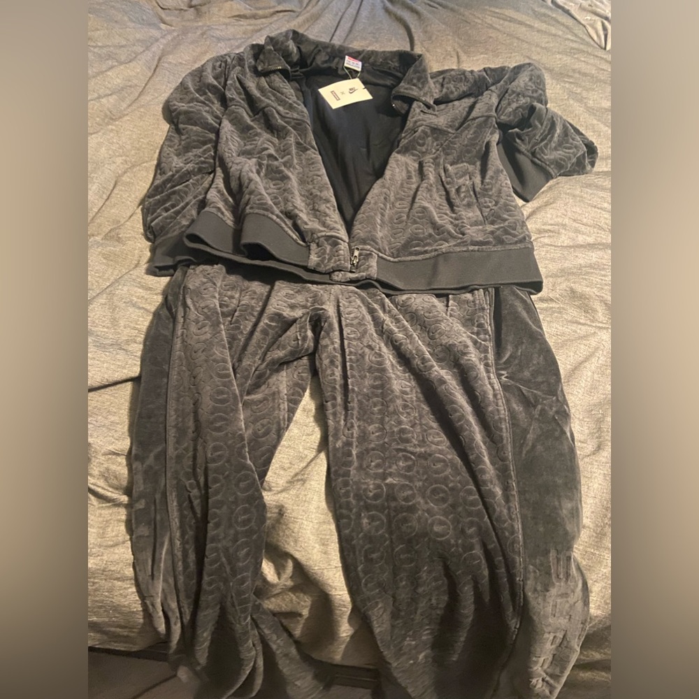 Supreme/Nike Velour Tracksuit